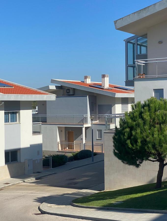 Villa With Views Over The Atlantic Ocean And Swimming Pool Famalicão Dış mekan fotoğraf